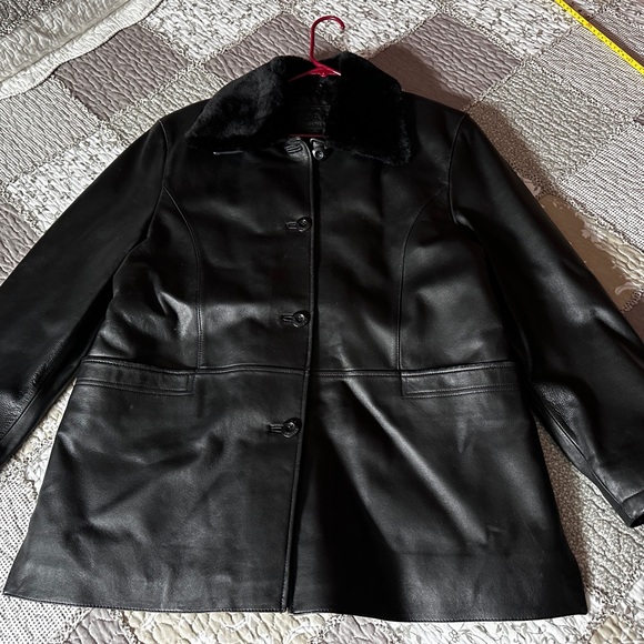 Nuage Jackets & Blazers - Nuage Black Leather Jacket with Faux Fur Collar